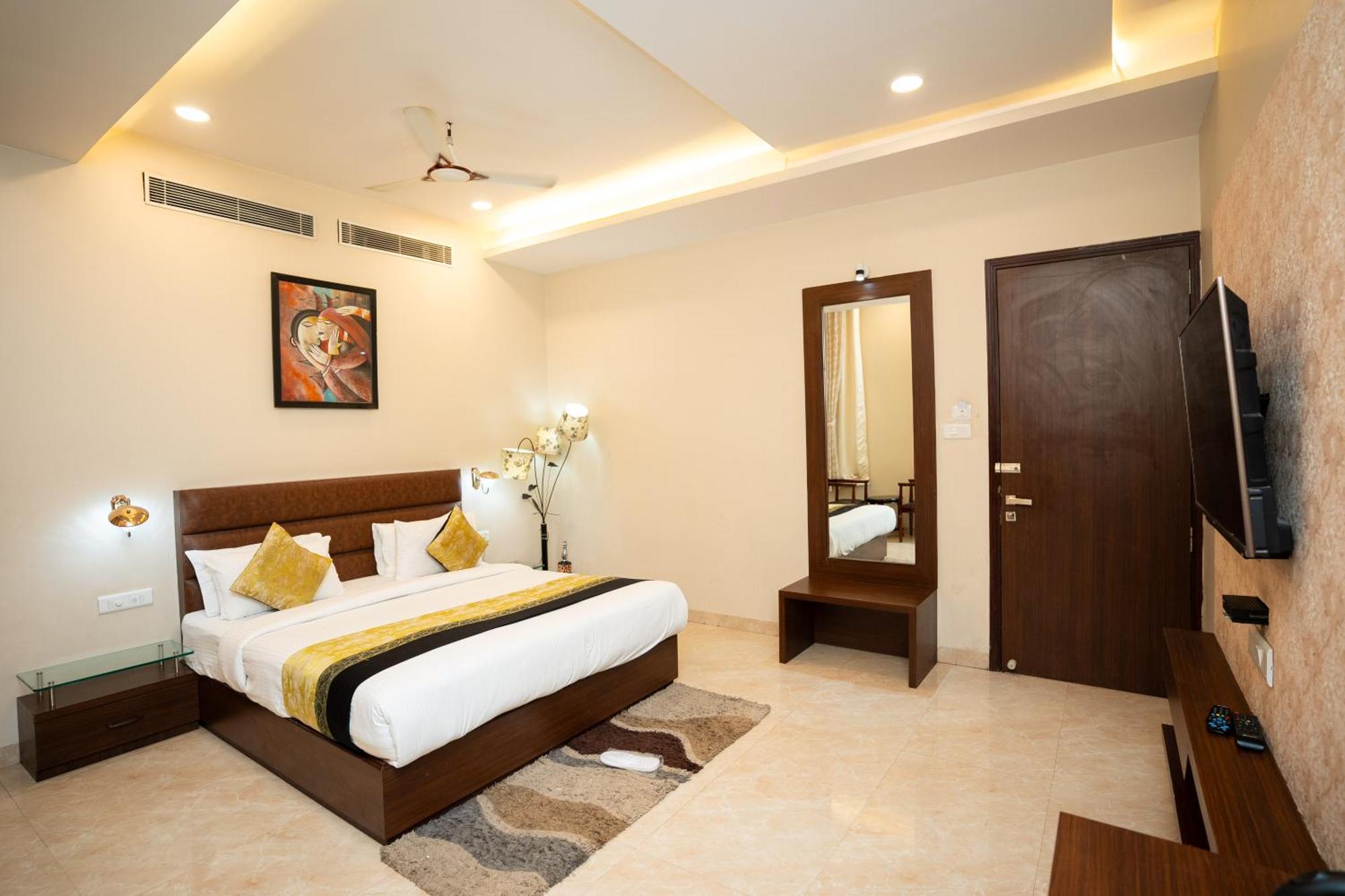 Hotel Radiance Courtyard Benares Buitenkant foto